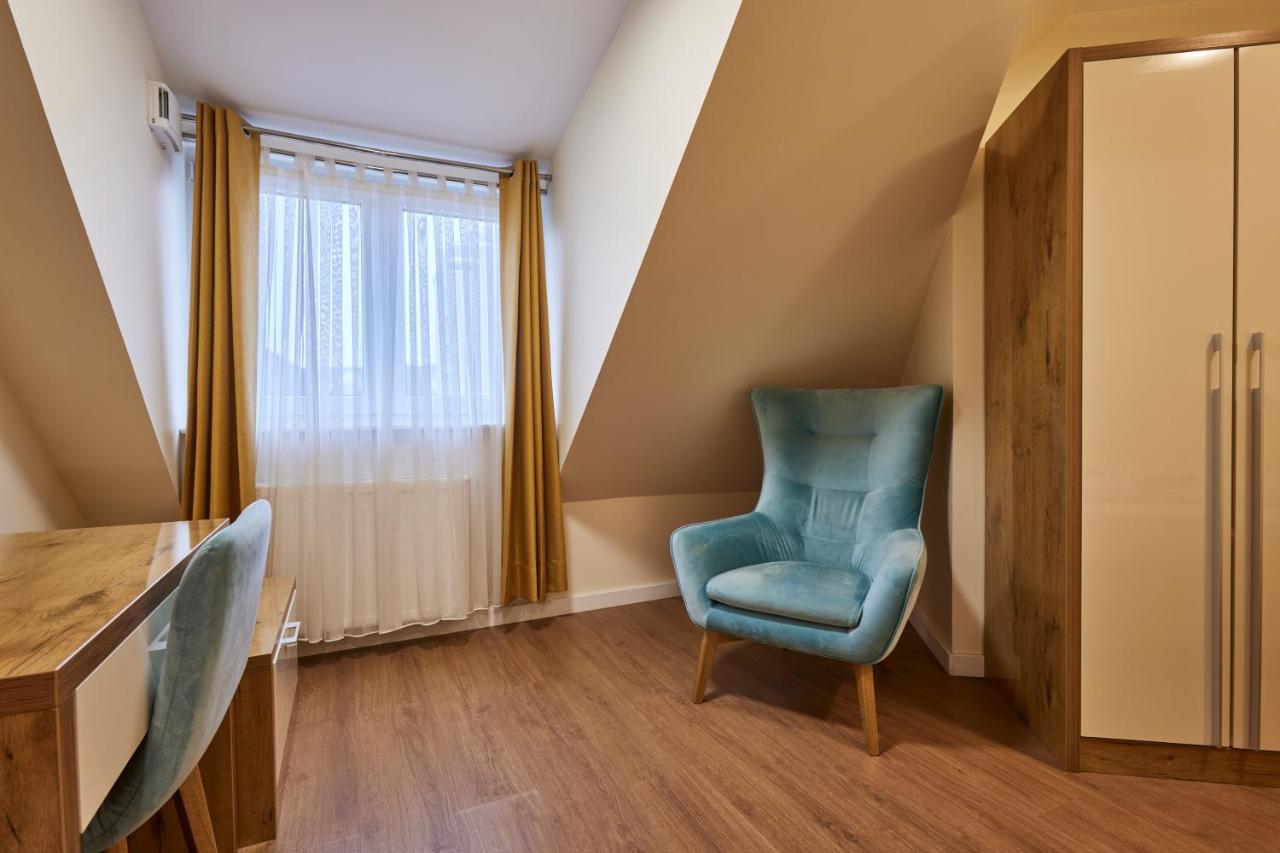 Hotel Isha Frankfurt am Main Bagian luar foto