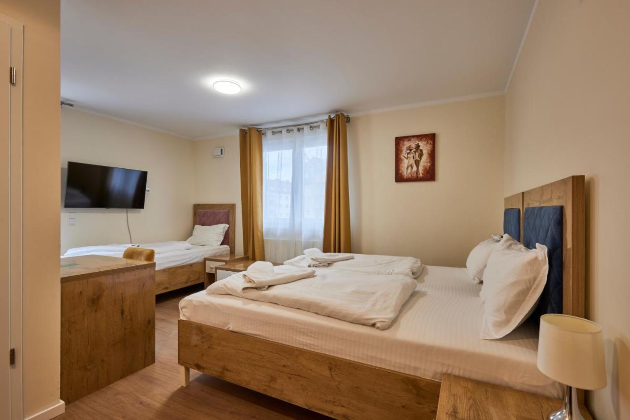 Hotel Isha Frankfurt am Main Bagian luar foto